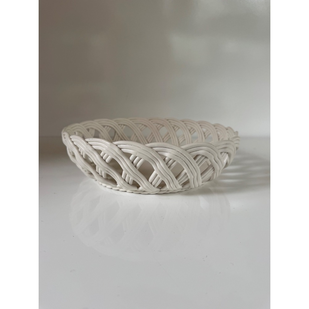 Pottery Barn White Ceramic Woven Basket Bowl Lattice Centerpiece 10 Inch